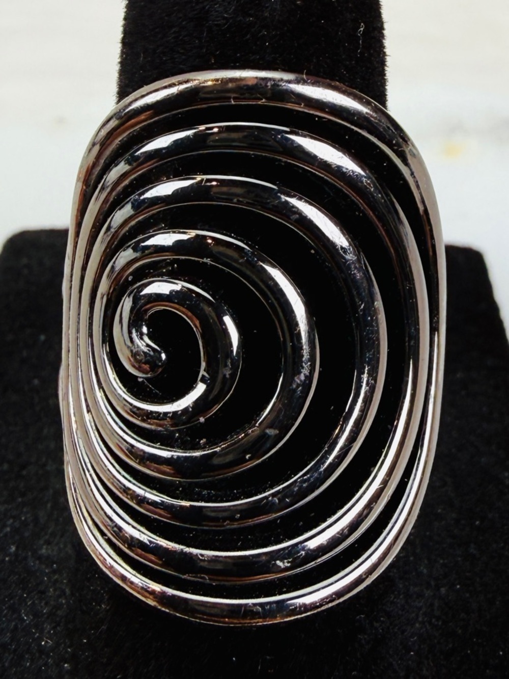 Black Spiral Openwork Statement Ring Size 6.5 Sculptural Swirl